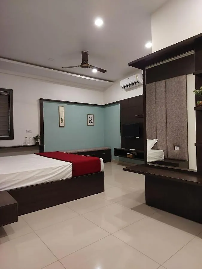 Burak Inn Kannur